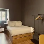 Avenue Rooms&Suites