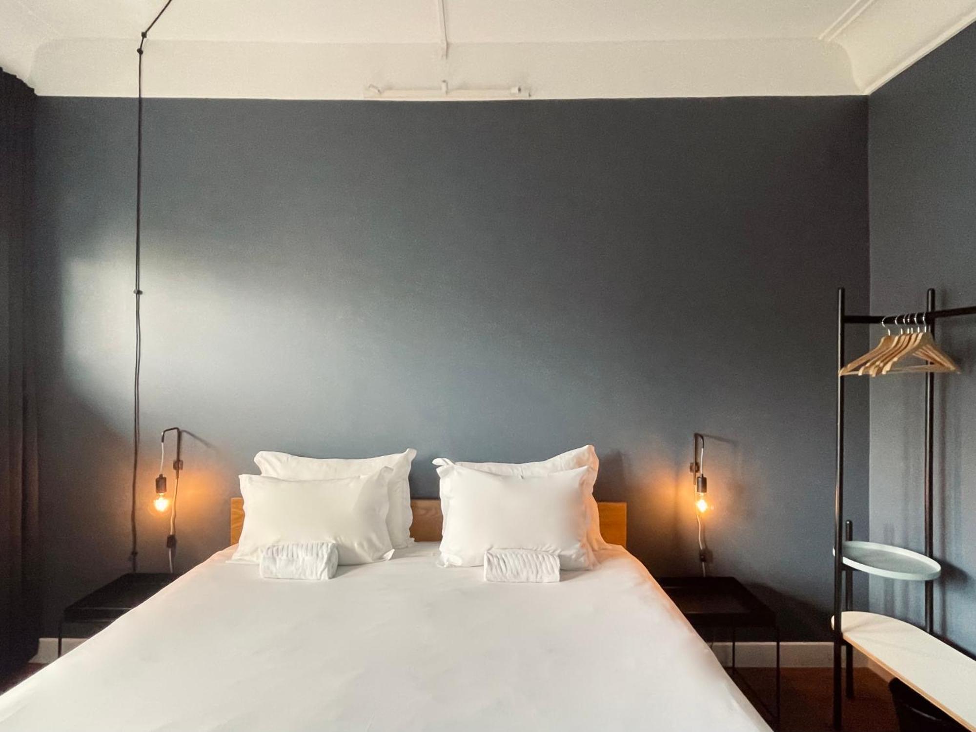 Hostal Avenue & Lisboa